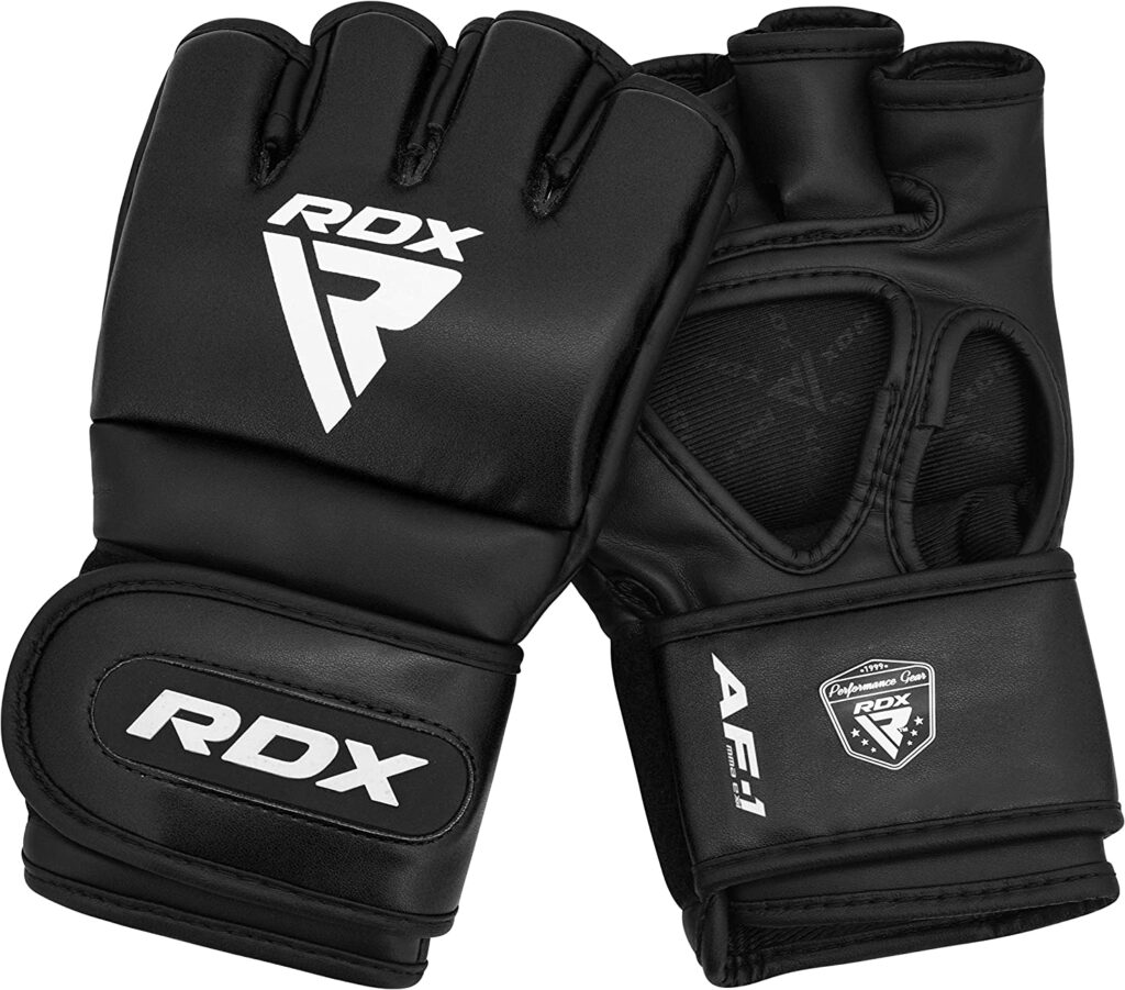 Esterno ed interno guanti da MMA RDX in Maya Hide - Kombatnet Blog.jpg