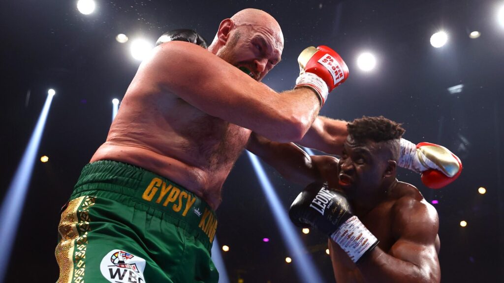 Tyson Fury - Francis Ngannou - Kombatnet