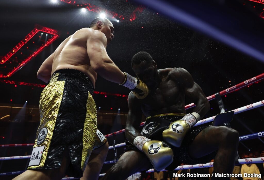 Il destro di Zhang che ha abbattuto Wilder - Kombatnet