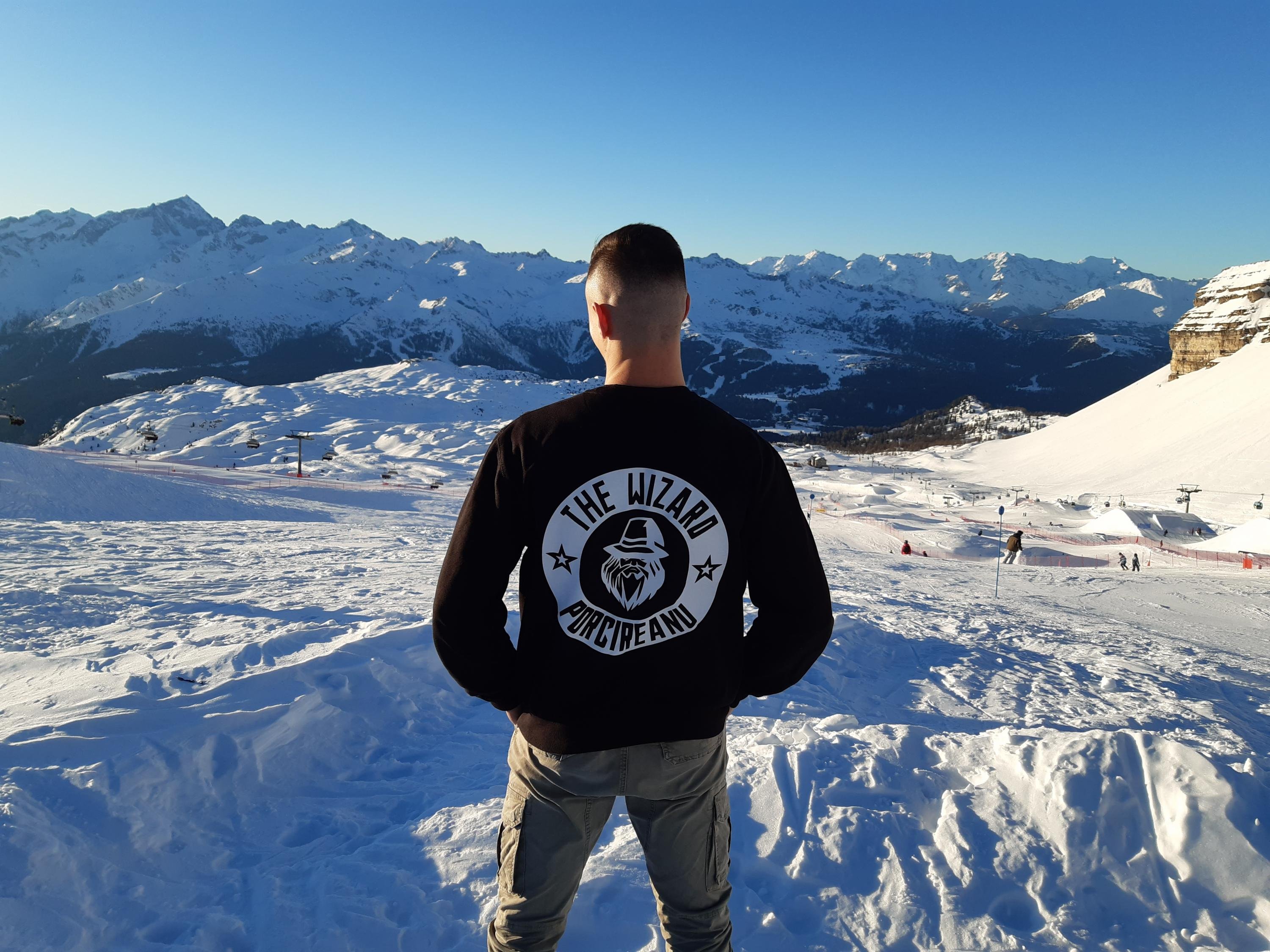 Profile cover